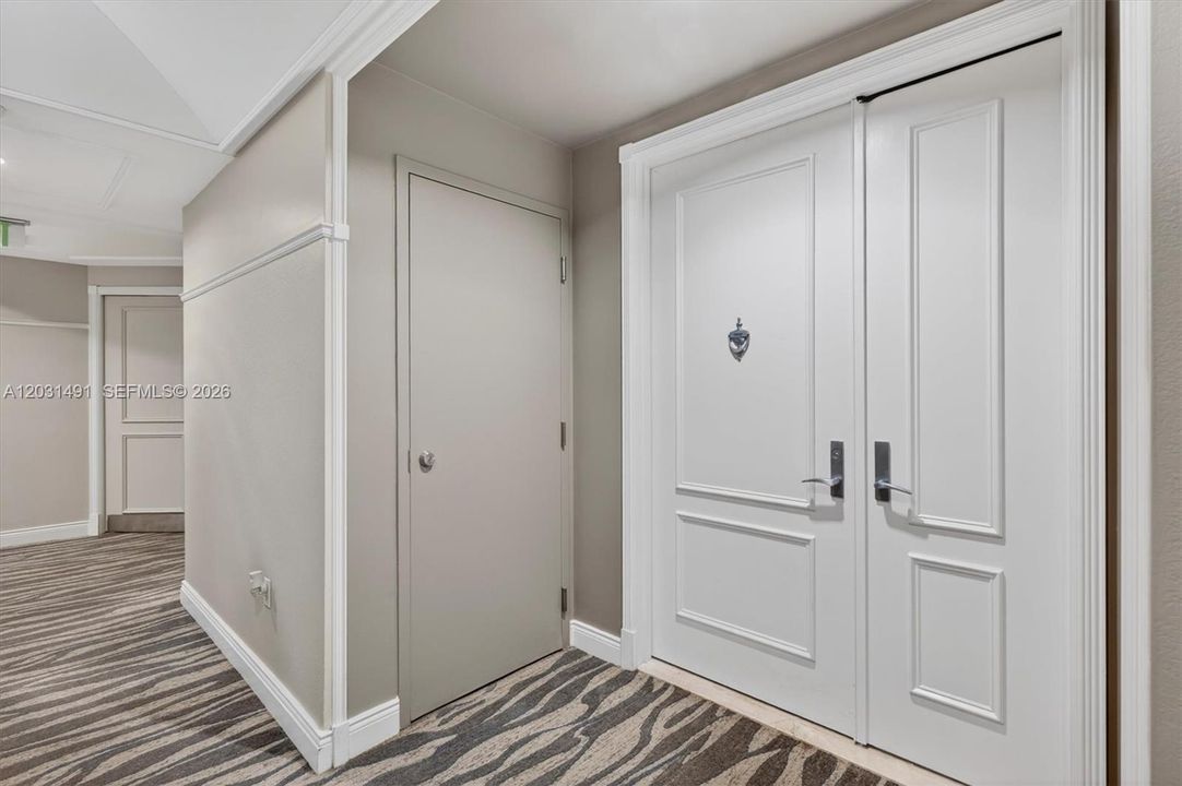For Sale: $1,195,000 (1 beds, 2 baths, 1440 Square Feet)