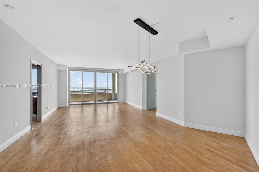 For Sale: $1,195,000 (1 beds, 2 baths, 1440 Square Feet)