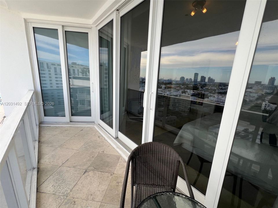 For Rent: $6,000 (2 beds, 2 baths, 1490 Square Feet)