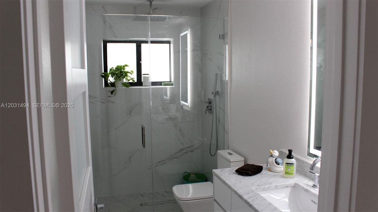 For Sale: $1,149,500 (4 beds, 2 baths, 2599 Square Feet)