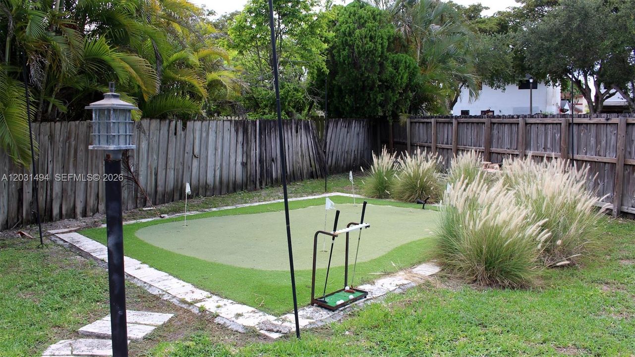 For Sale: $1,149,500 (4 beds, 2 baths, 2599 Square Feet)