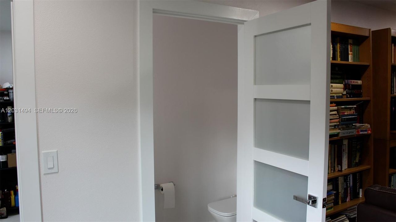 For Sale: $1,149,500 (4 beds, 2 baths, 2599 Square Feet)