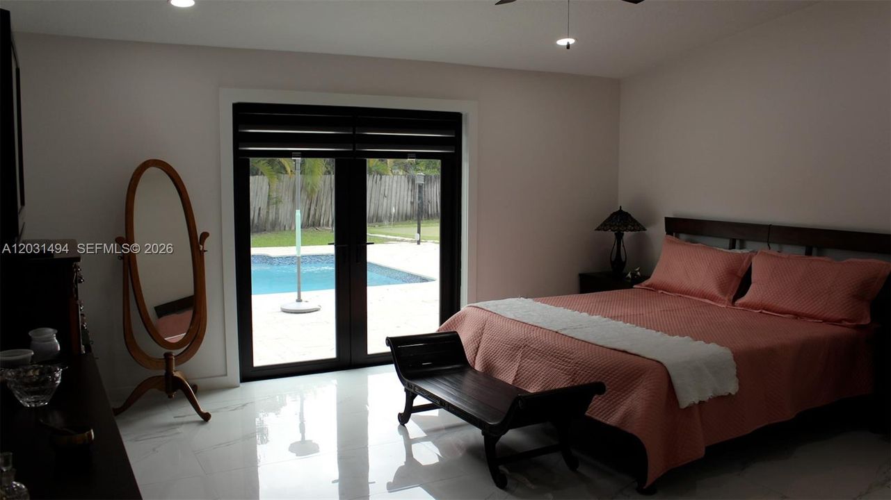For Sale: $1,149,500 (4 beds, 2 baths, 2599 Square Feet)