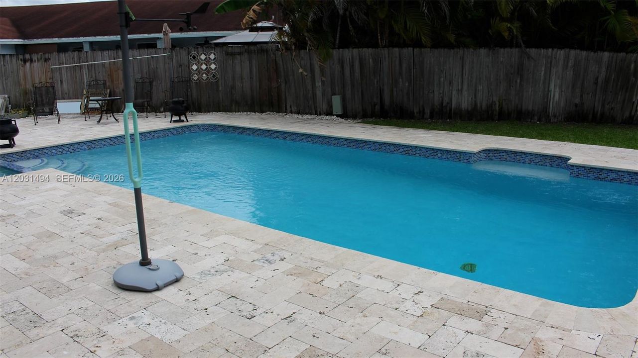 For Sale: $1,149,500 (4 beds, 2 baths, 2599 Square Feet)