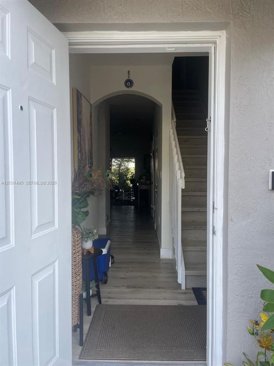En Venta: $395,000 (2 camas, 2 baños, 1067 Pies cuadrados)