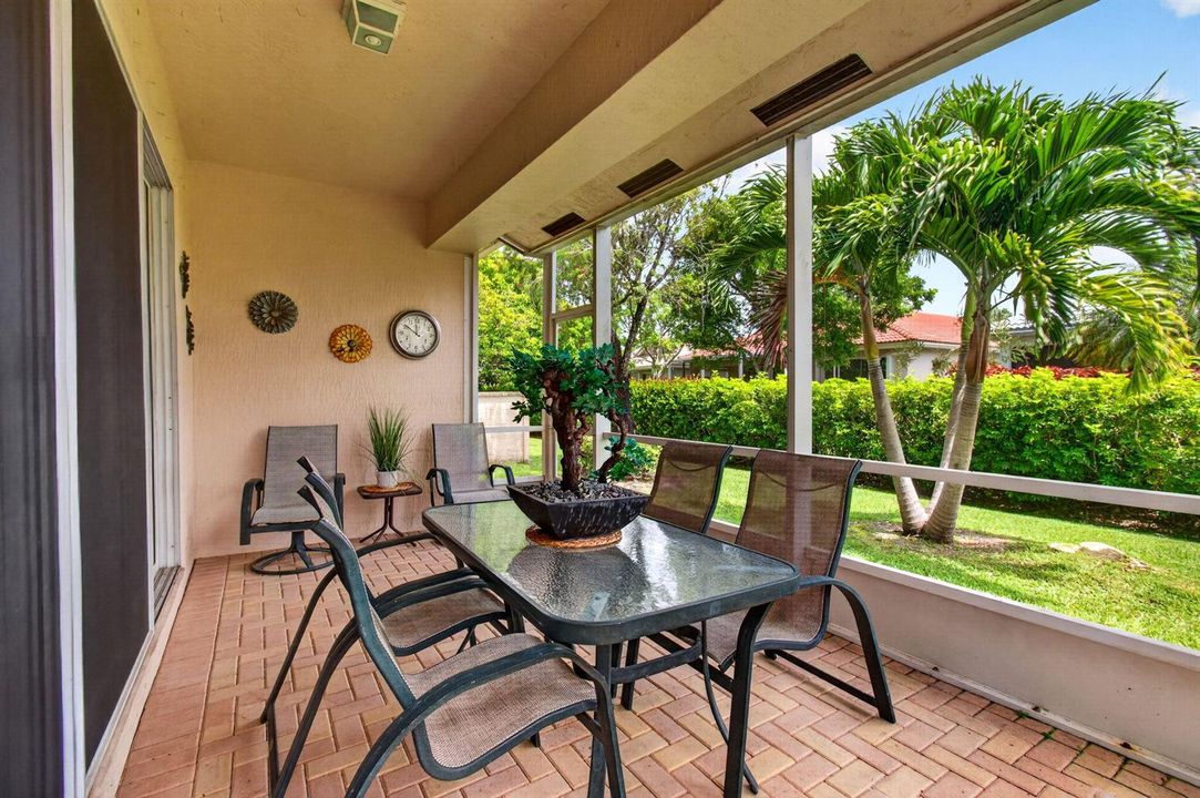 12patio f r