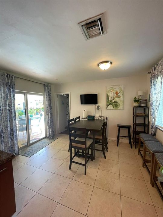 En Renta: $7,499 (3 camas, 3 baños, 2167 Pies cuadrados)