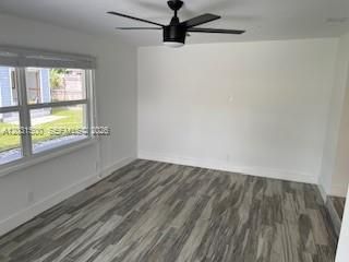 For Rent: $3,850 (4 beds, 2 baths, 1296 Square Feet)