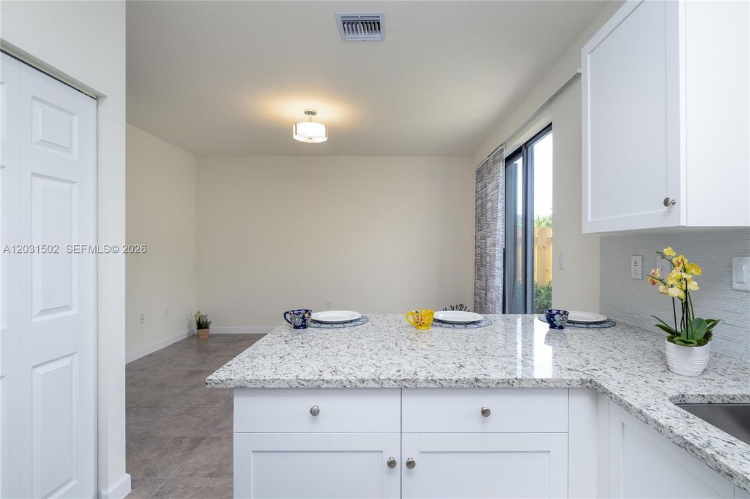 For Rent: $3,350 (3 beds, 2 baths, 1706 Square Feet)