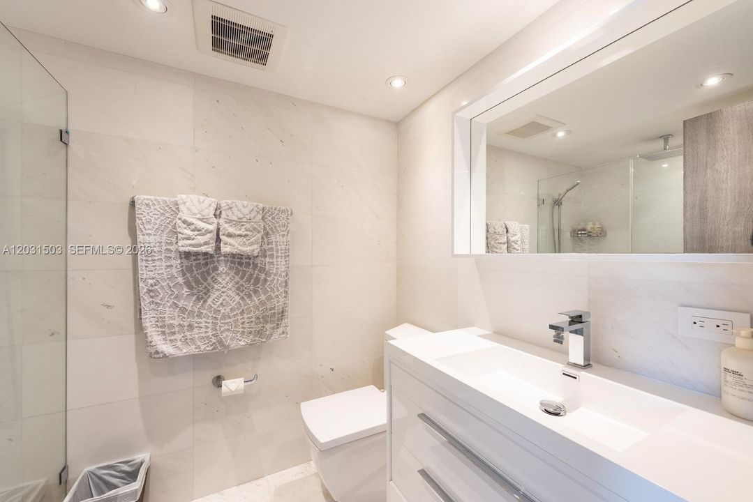 Second bathroom.