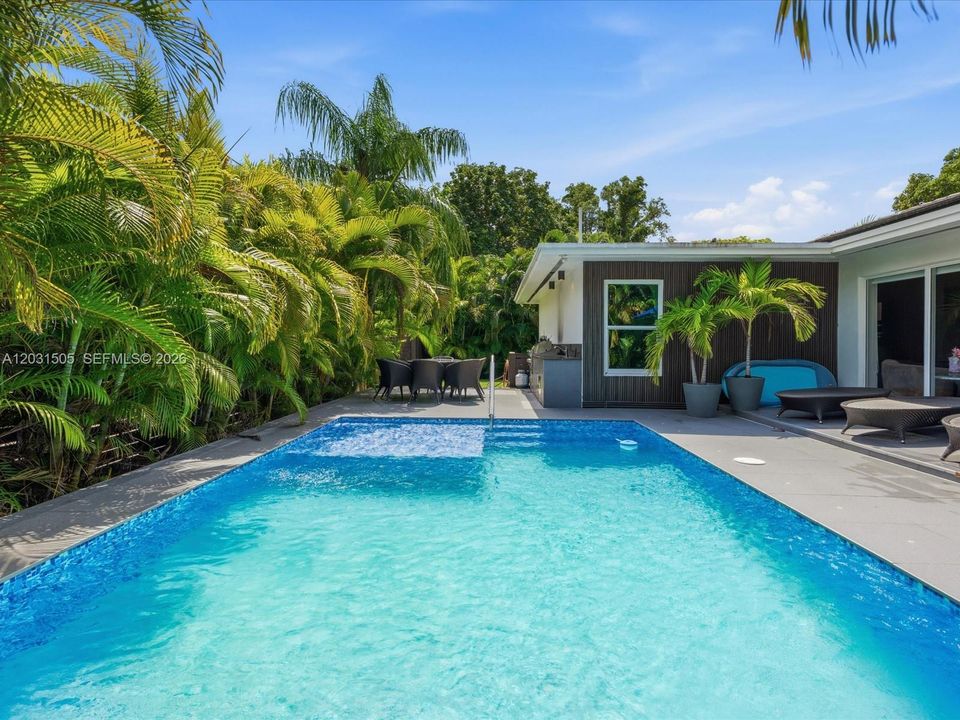 For Sale: $3,000,000 (3 beds, 4 baths, 3413 Square Feet)