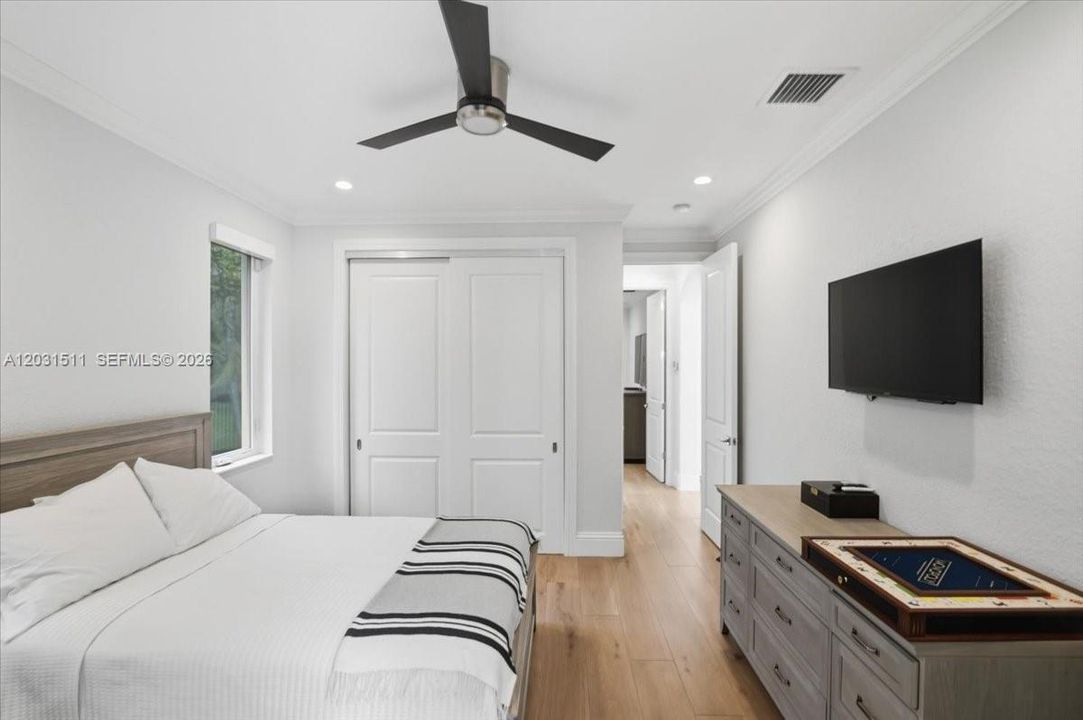 For Sale: $2,695,000 (4 beds, 4 baths, 3646 Square Feet)