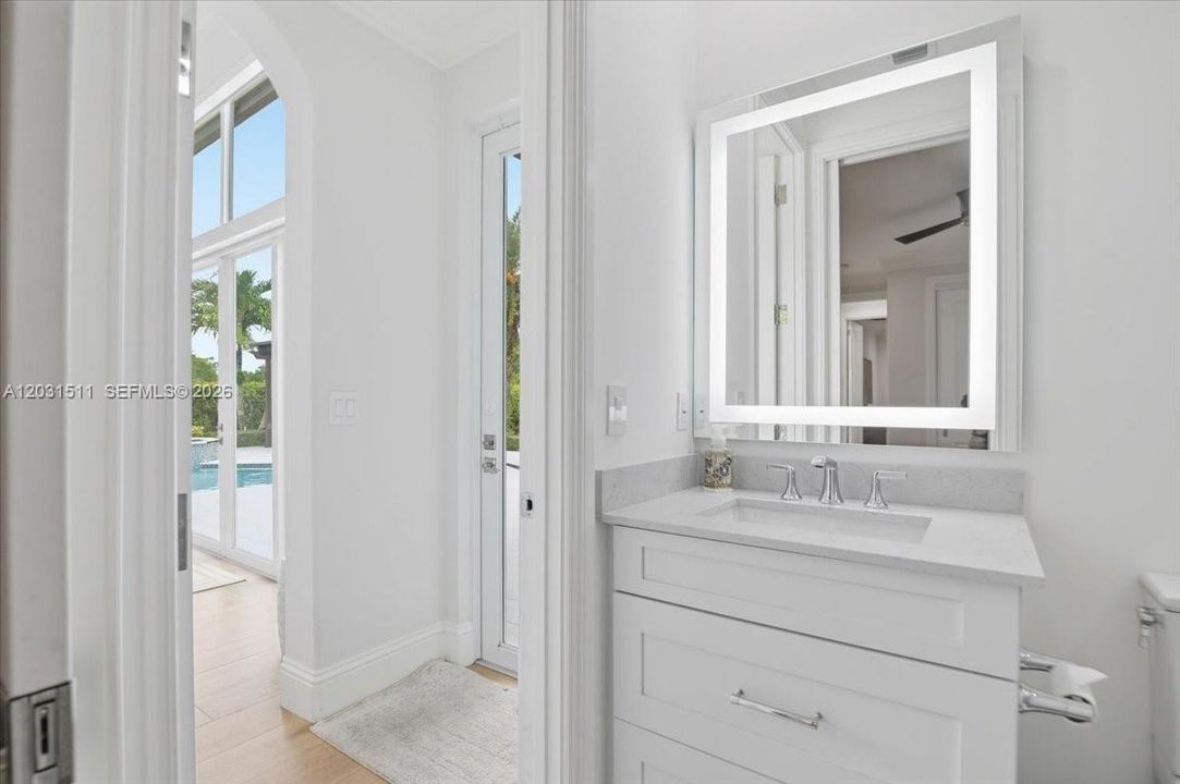 For Sale: $2,695,000 (4 beds, 4 baths, 3646 Square Feet)