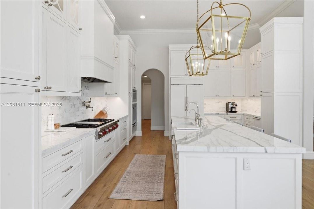 For Sale: $2,695,000 (4 beds, 4 baths, 3646 Square Feet)