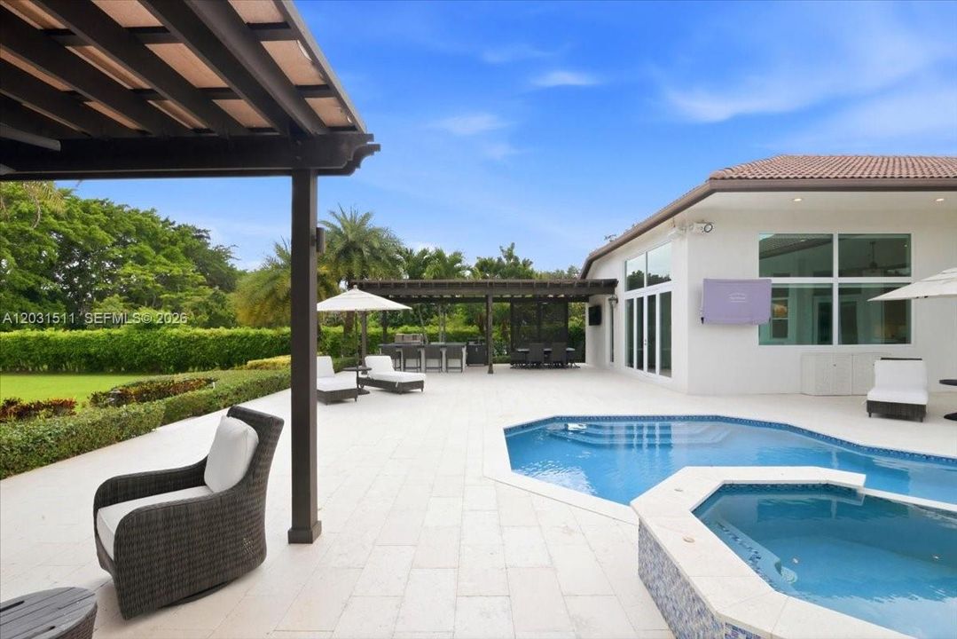 For Sale: $2,695,000 (4 beds, 4 baths, 3646 Square Feet)