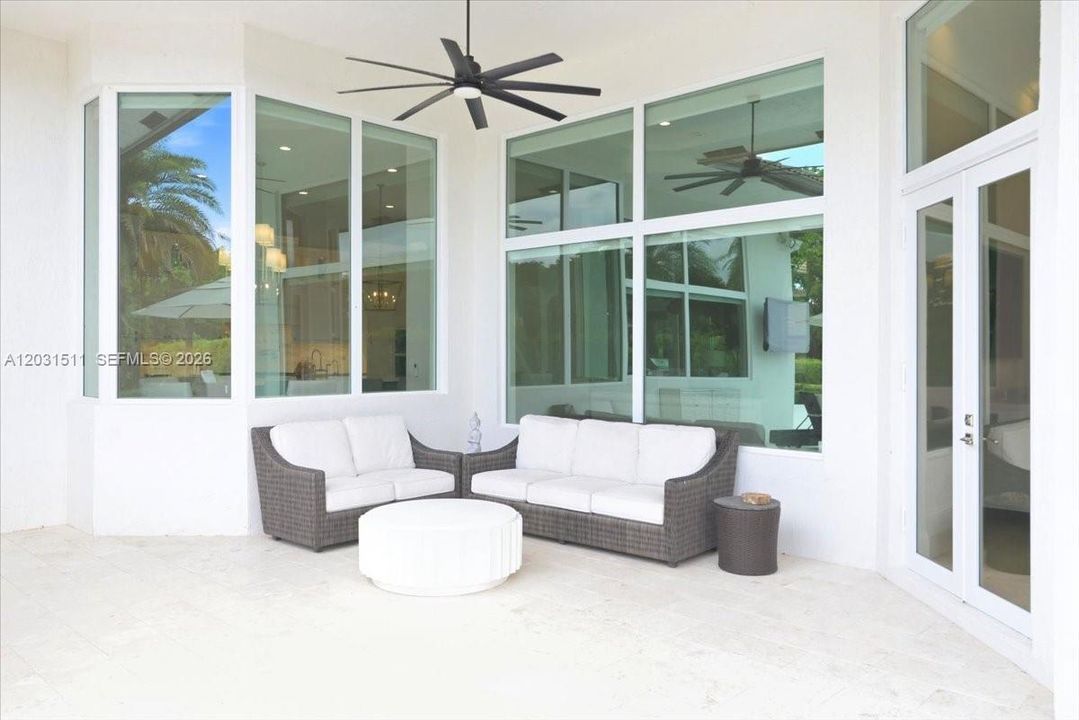 For Sale: $2,695,000 (4 beds, 4 baths, 3646 Square Feet)
