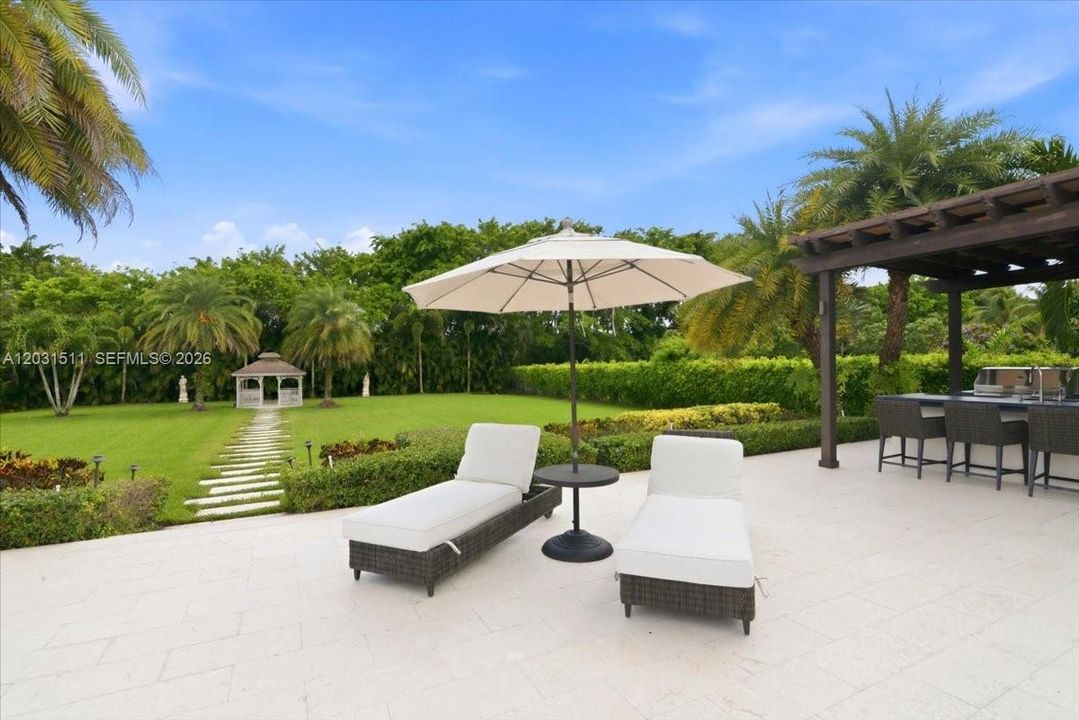 For Sale: $2,695,000 (4 beds, 4 baths, 3646 Square Feet)