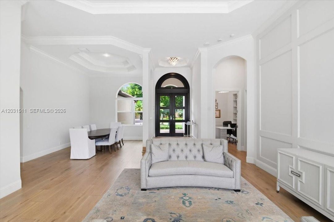 For Sale: $2,695,000 (4 beds, 4 baths, 3646 Square Feet)