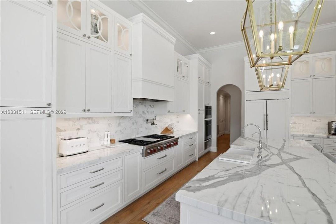 For Sale: $2,695,000 (4 beds, 4 baths, 3646 Square Feet)