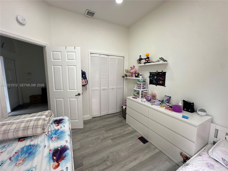 For Rent: $4,500 (4 beds, 2 baths, 1797 Square Feet)