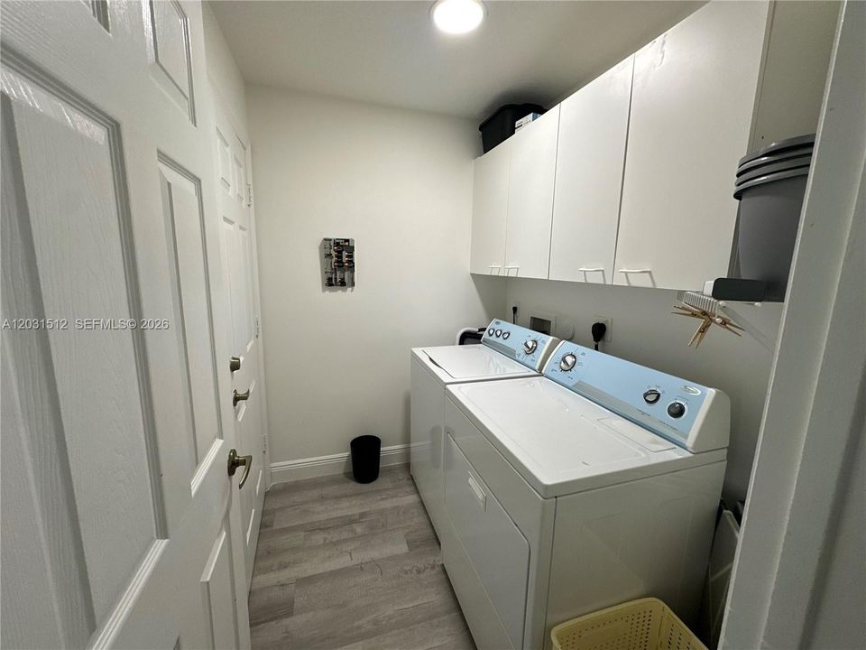 For Rent: $4,500 (4 beds, 2 baths, 1797 Square Feet)