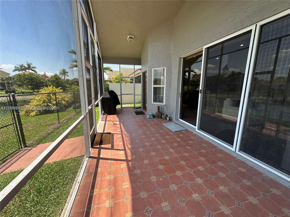 For Rent: $4,500 (4 beds, 2 baths, 1797 Square Feet)