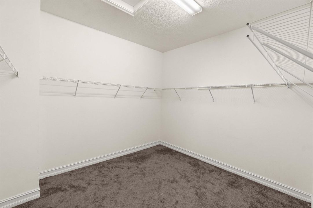 walk in closet