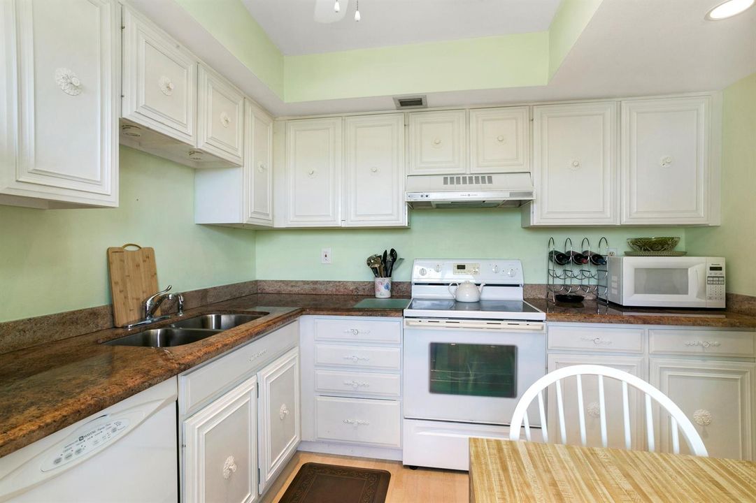 3000 401Kitchen 3