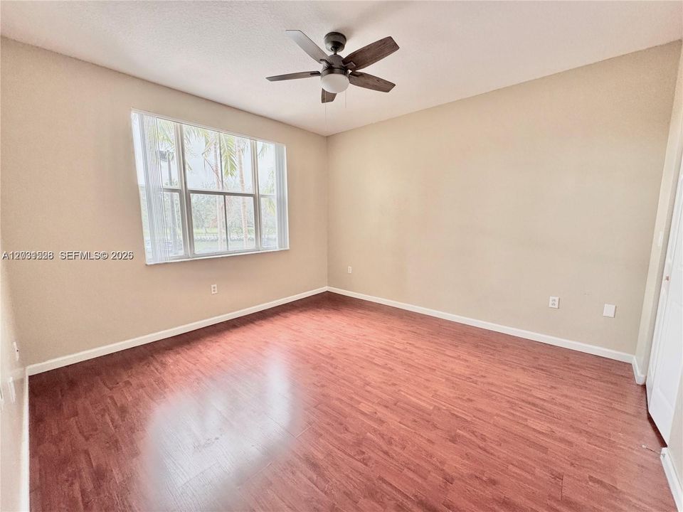 В аренду: $2,500 (2 спален, 2 ванн, 1118 Квадратных фут)