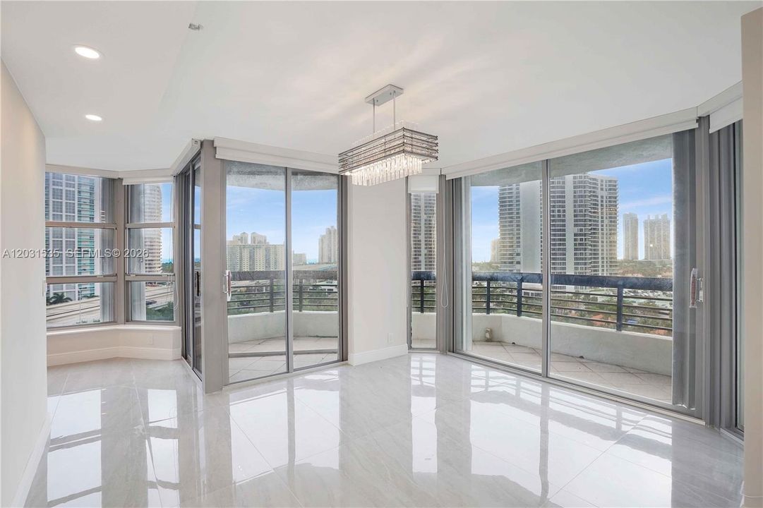 For Rent: $4,900 (2 beds, 2 baths, 1464 Square Feet)