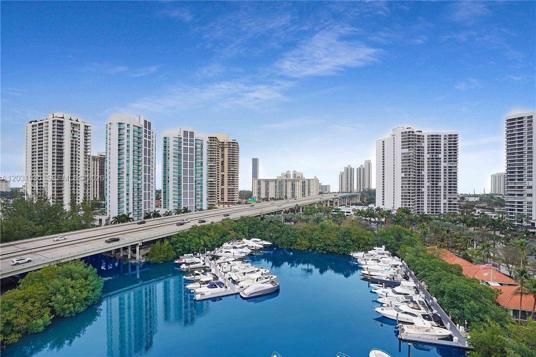 For Rent: $4,900 (2 beds, 2 baths, 1464 Square Feet)
