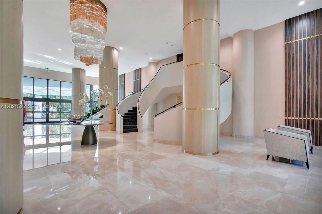 For Rent: $4,900 (2 beds, 2 baths, 1464 Square Feet)