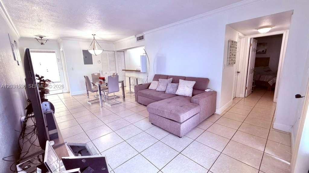 En Renta: $2,350 (2 camas, 1 baños, 999 Pies cuadrados)