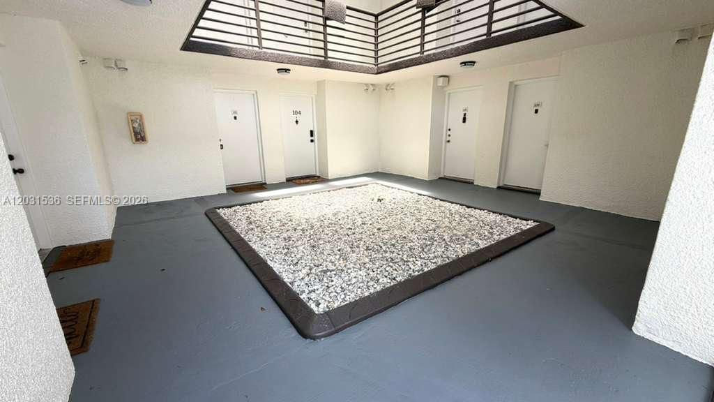 En Renta: $2,350 (2 camas, 1 baños, 999 Pies cuadrados)