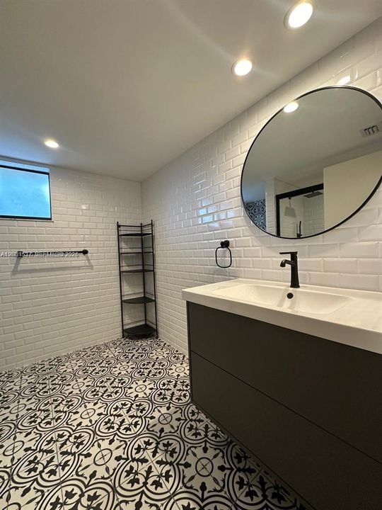 For Sale: $235,000 (2 beds, 2 baths, 1405 Square Feet)