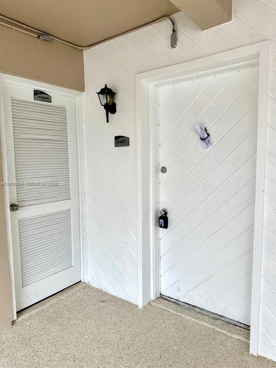 For Sale: $235,000 (2 beds, 2 baths, 1405 Square Feet)