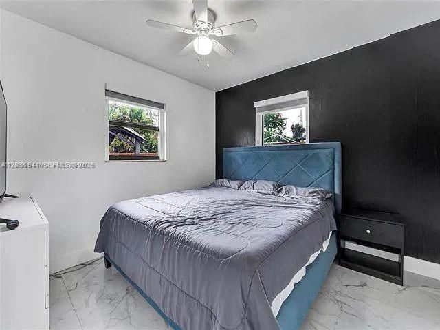 For Sale: $469,000 (3 beds, 2 baths, 840 Square Feet)