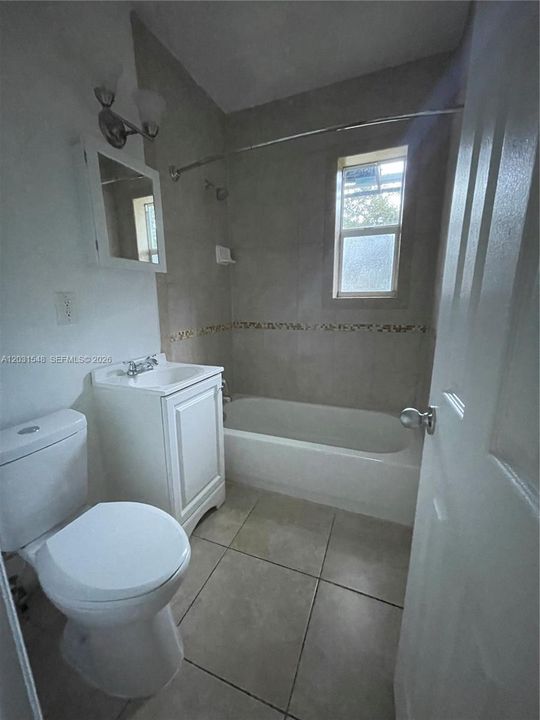 В аренду: $2,900 (2 спален, 1 ванн, 1096 Квадратных фут)
