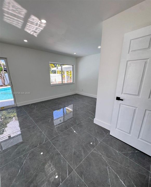 For Sale: $750,000 (3 beds, 2 baths, 1534 Square Feet)