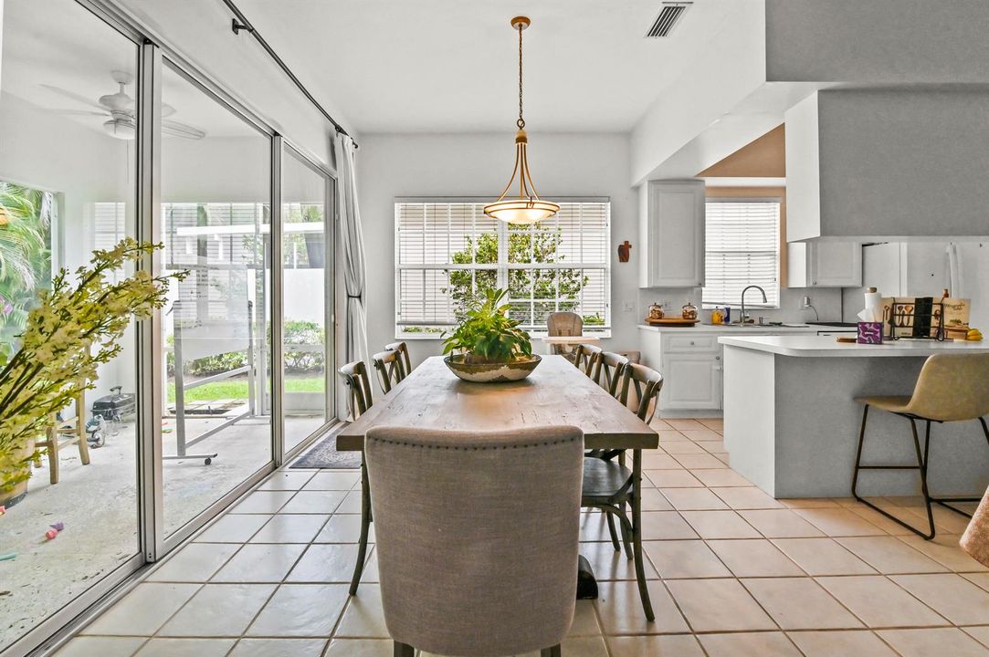 19 Dining room 01