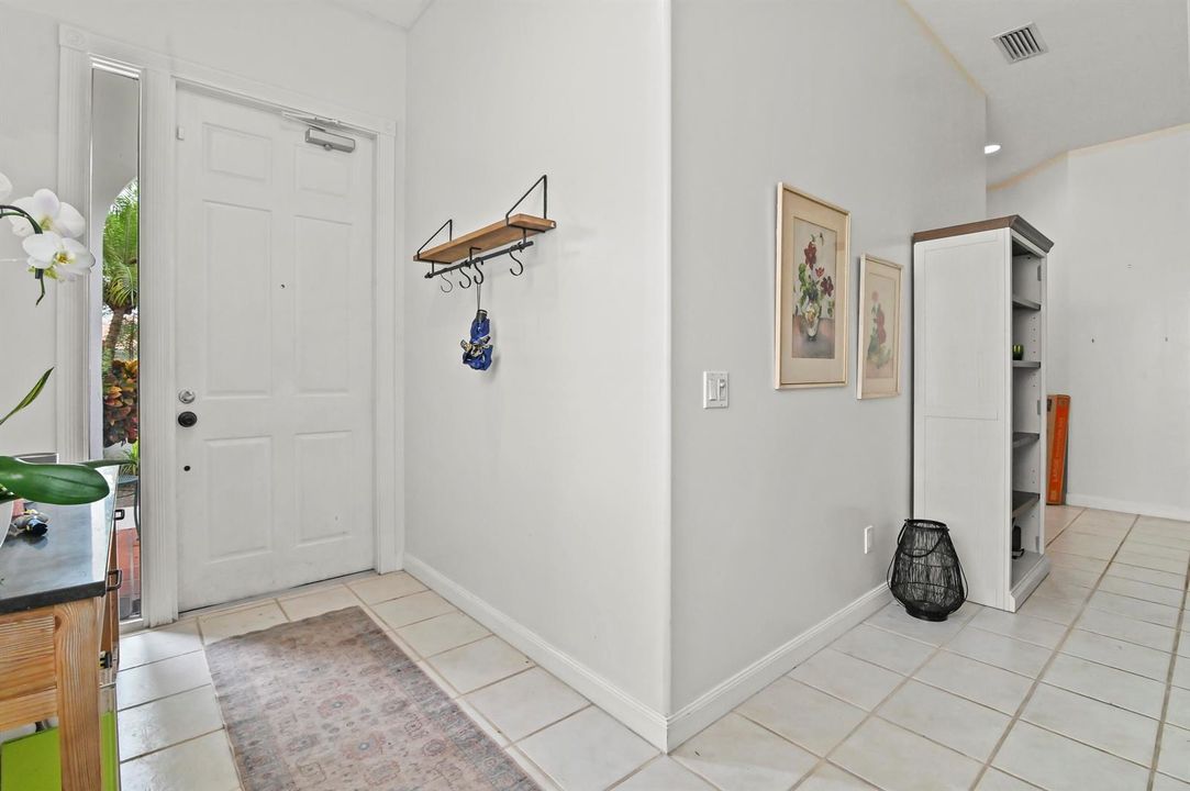 09 Foyer 02