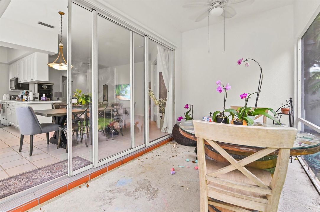 31 Patio 01