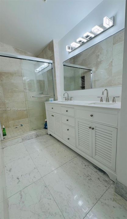 For Rent: $3,500 (4 beds, 2 baths, 1965 Square Feet)