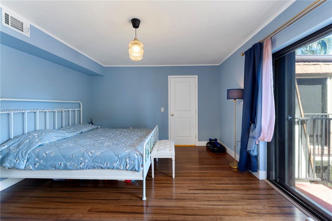 For Sale: $450,000 (3 beds, 2 baths, 1488 Square Feet)