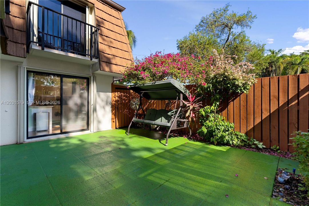 For Sale: $450,000 (3 beds, 2 baths, 1488 Square Feet)