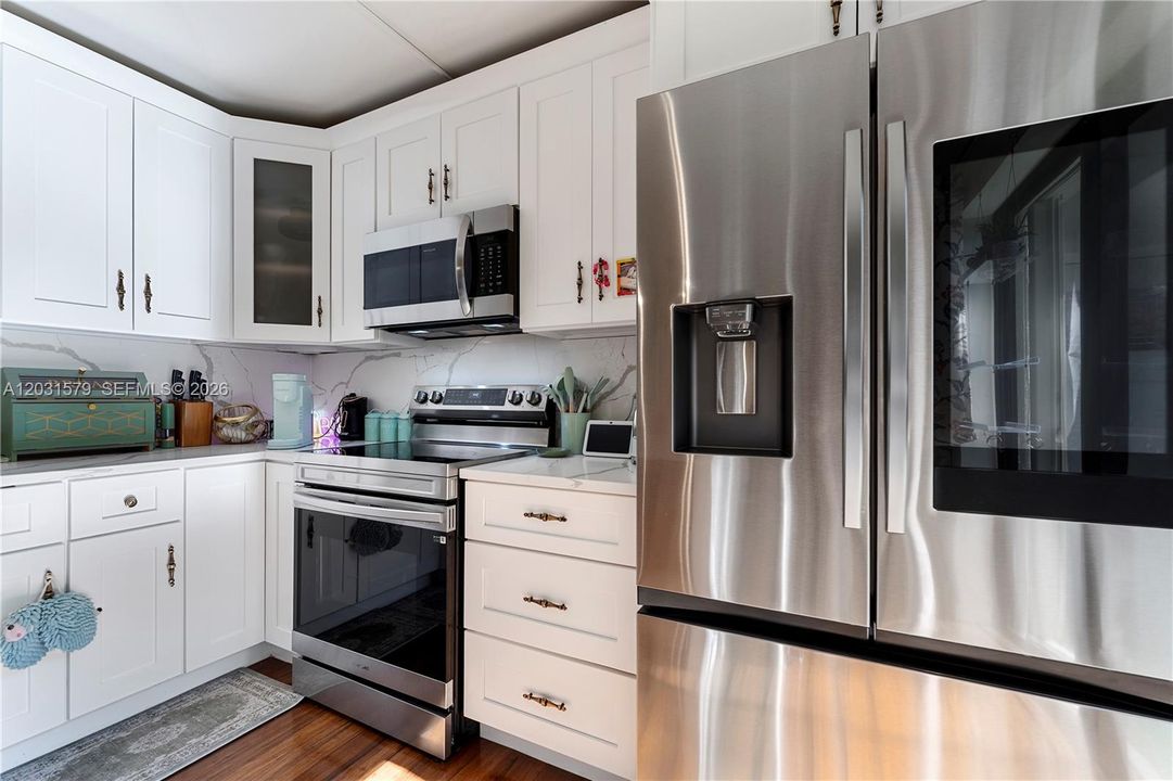 For Sale: $450,000 (3 beds, 2 baths, 1488 Square Feet)