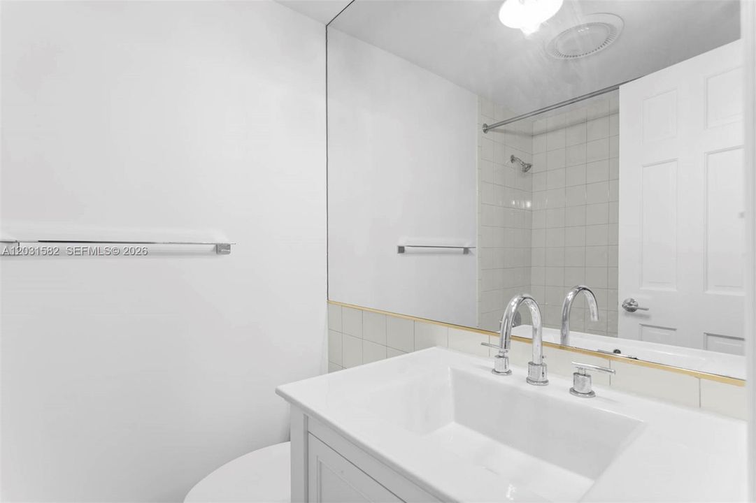 For Rent: $11,500 (4 beds, 3 baths, 2258 Square Feet)