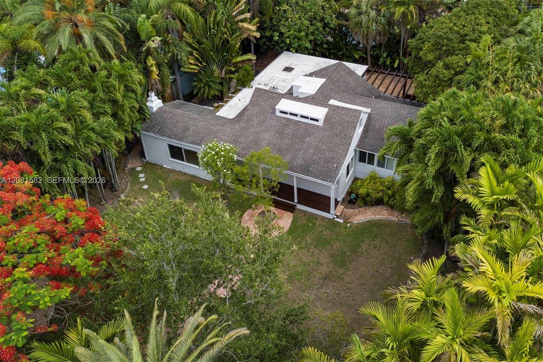 For Rent: $11,500 (4 beds, 3 baths, 2258 Square Feet)