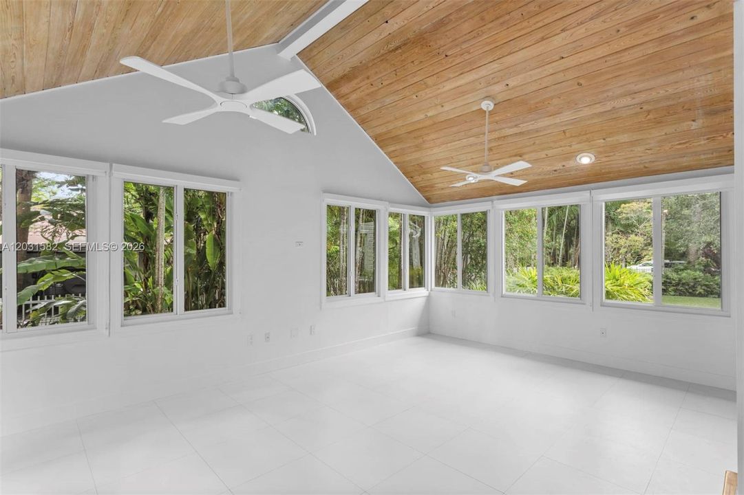 For Rent: $11,500 (4 beds, 3 baths, 2258 Square Feet)