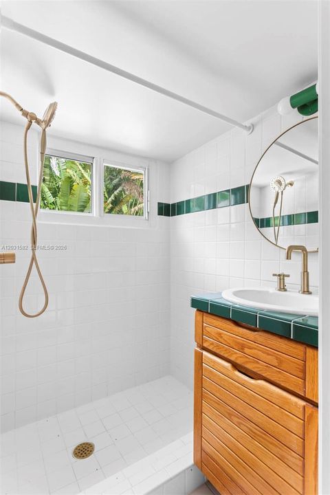 For Rent: $11,500 (4 beds, 3 baths, 2258 Square Feet)